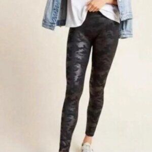 STELLA LUCE Camo Faux Leather Vegan Leggings - Size Large